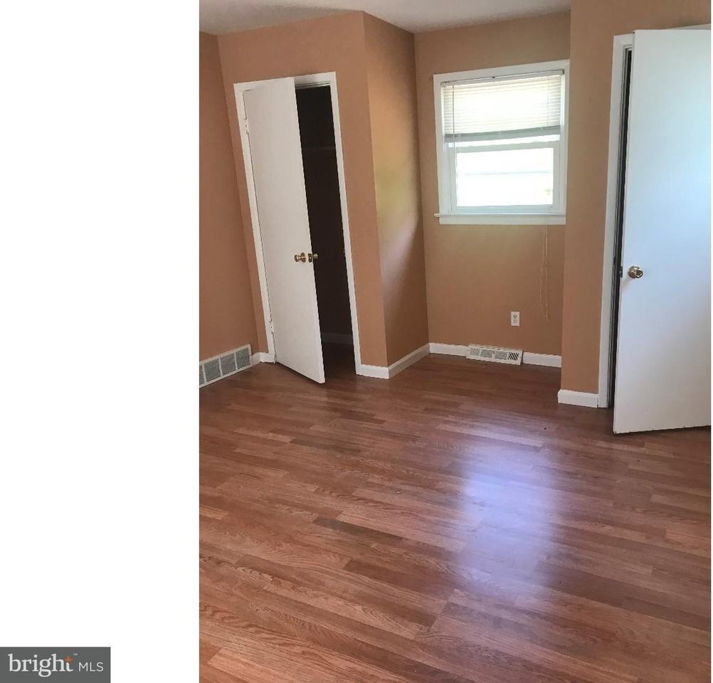 2520 Milbourne Drive - Photo 3 of 7