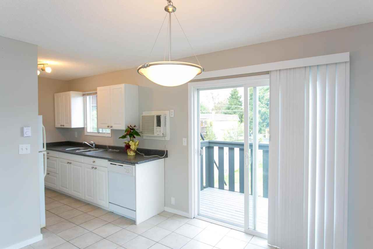 420 Laurel Road - Photo 2 of 11