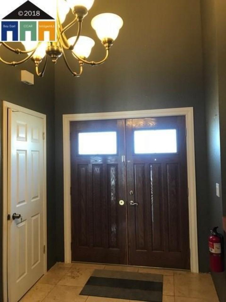 109 Ironwood Ct - Photo 3 of 7