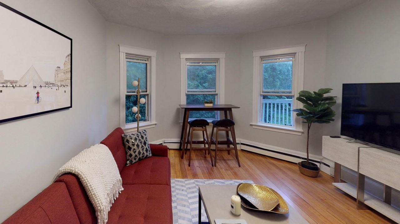 Delightful Dorchester Apartment By The Red Line Apartments For Rent