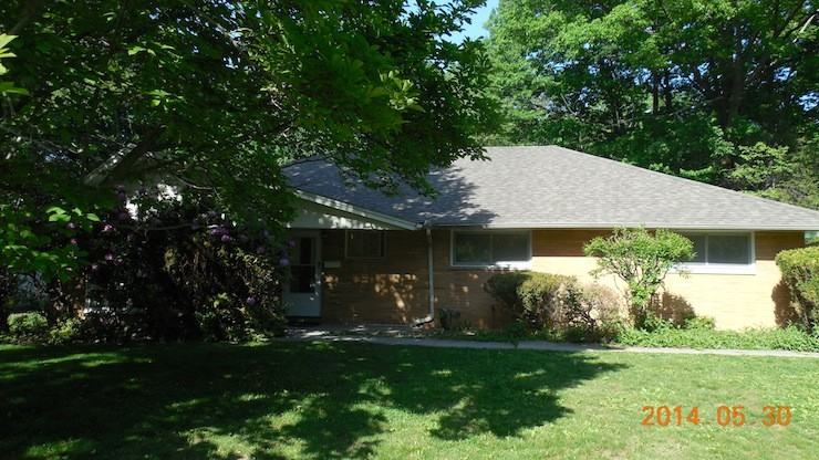 345 Royal Oak Blvd - Photo 3 of 26