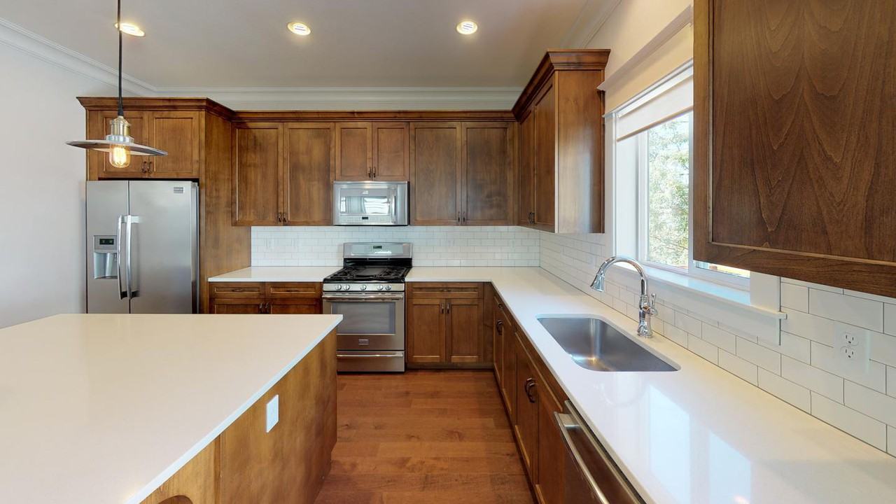 Gorgeous Humboldt home with patio - Photo 2 of 12