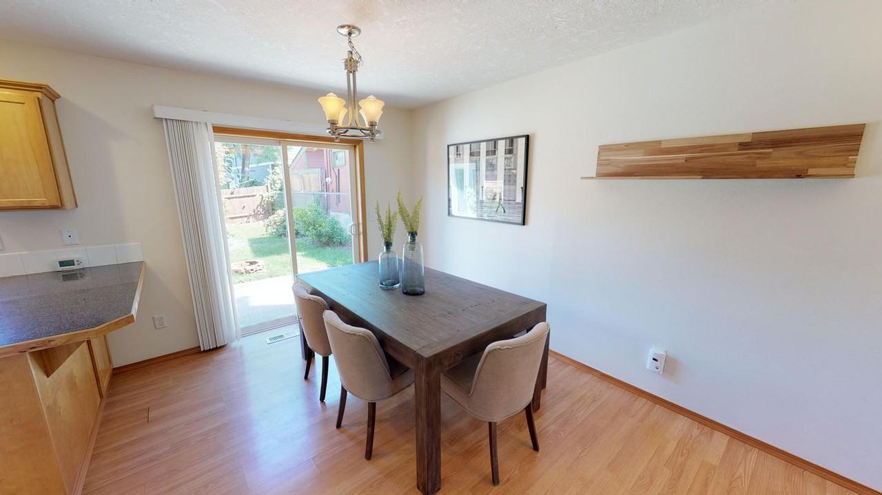 Classic Concordia home with backyard patio Apartments in Portland, OR