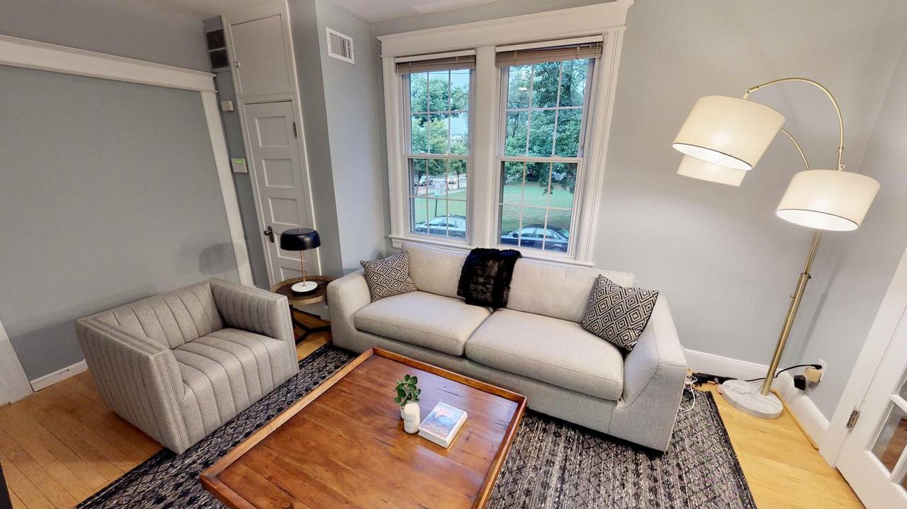 Bright Glover Park home with back deck Apartments in Washington, DC