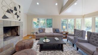 Light-Filled Palo Alto home with beautiful backyard - Photo 1 of 1