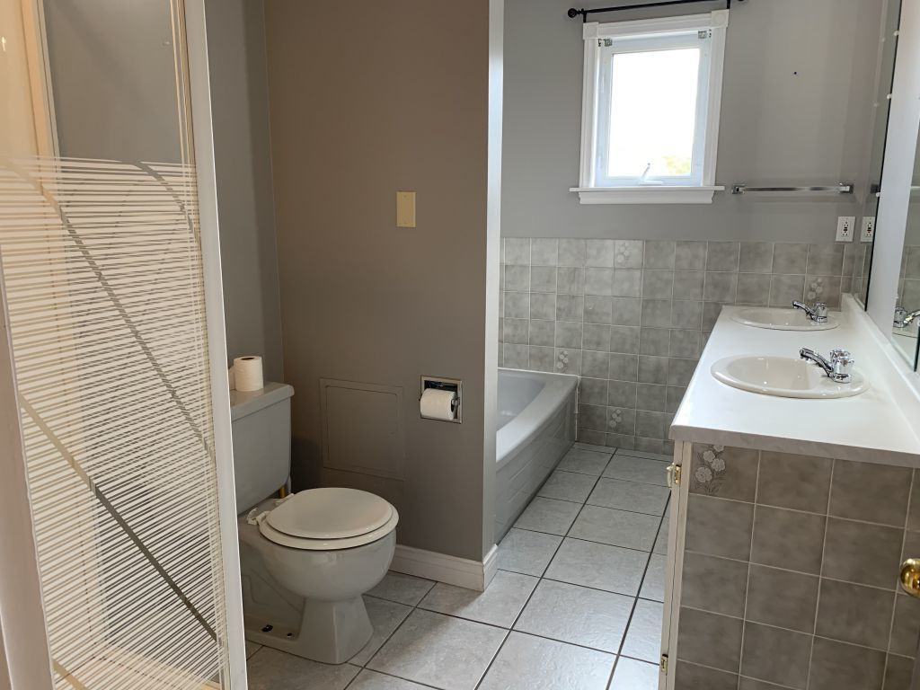 12 Murley Dr - Photo 3 of 21