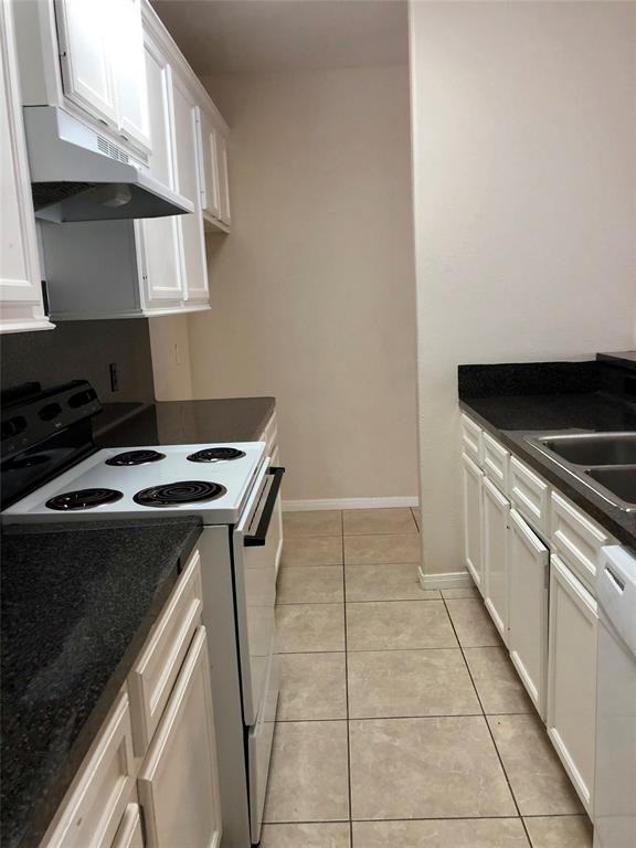 164 Binnacle Court Unit A - Photo 2 of 9