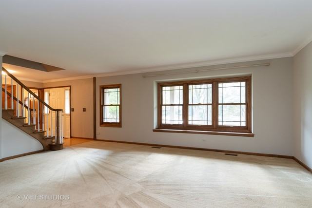 725 Roanoake - Photo 2 of 24