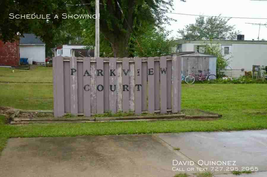 2056 Parkview Circle - Photo 2 of 6