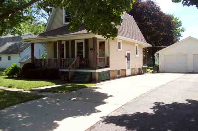 404 Hall - Photo 2 of 18