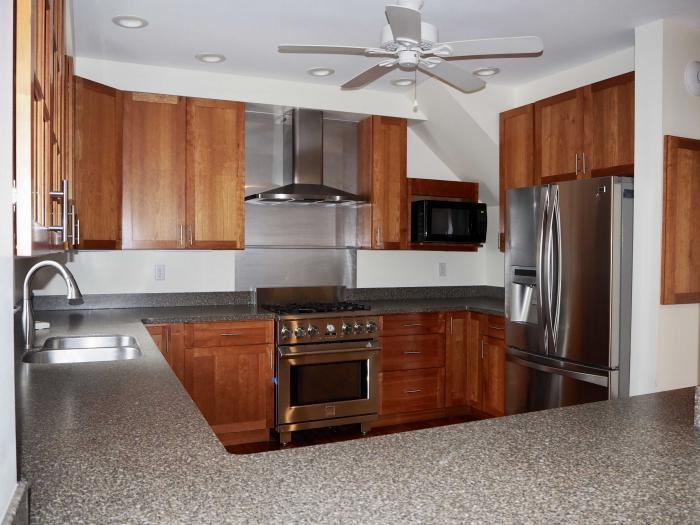 408 1st St. N. - Photo 2 of 23