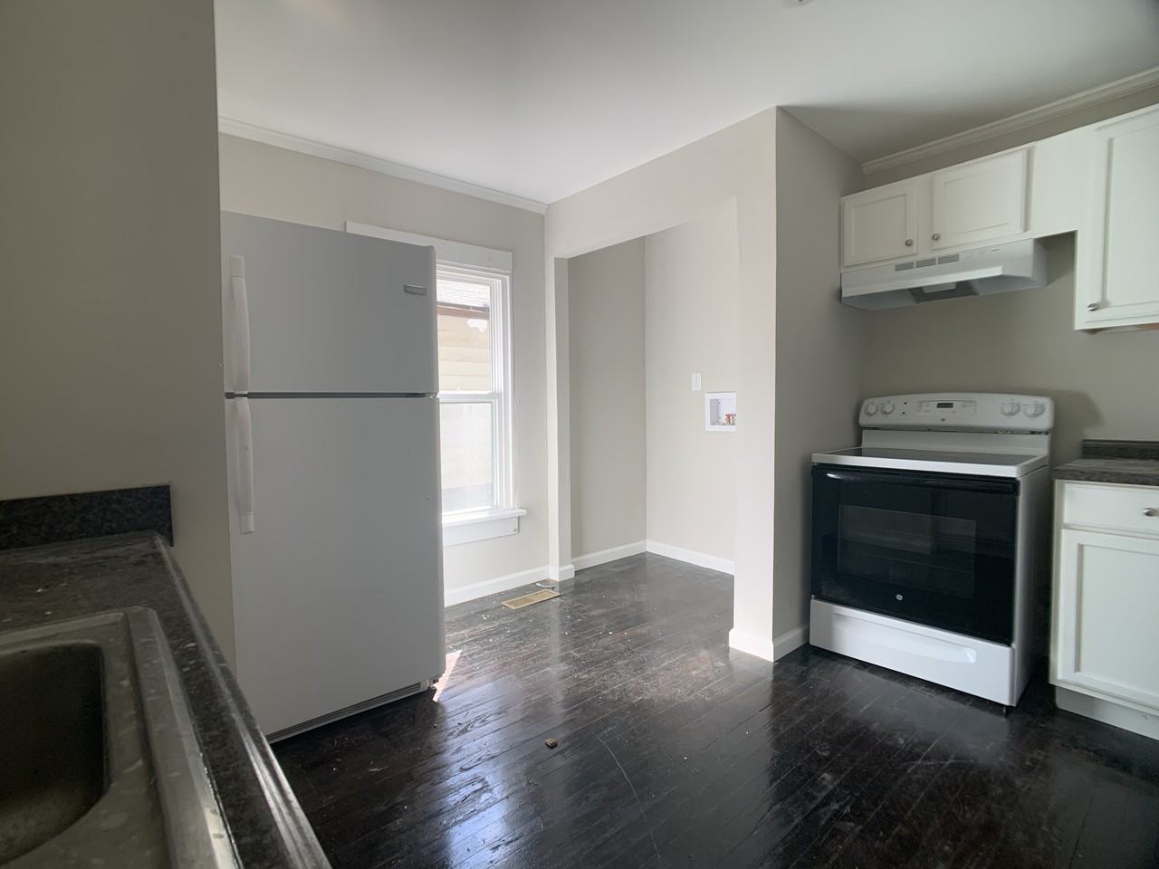 615 Dr Martin Luther King Jr Way - Photo 2 of 14