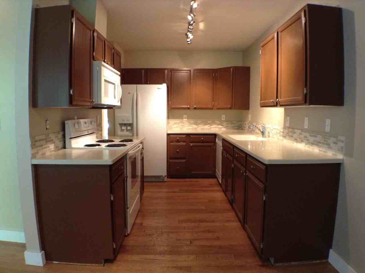 11506 Pine Ct - Photo 2 of 14