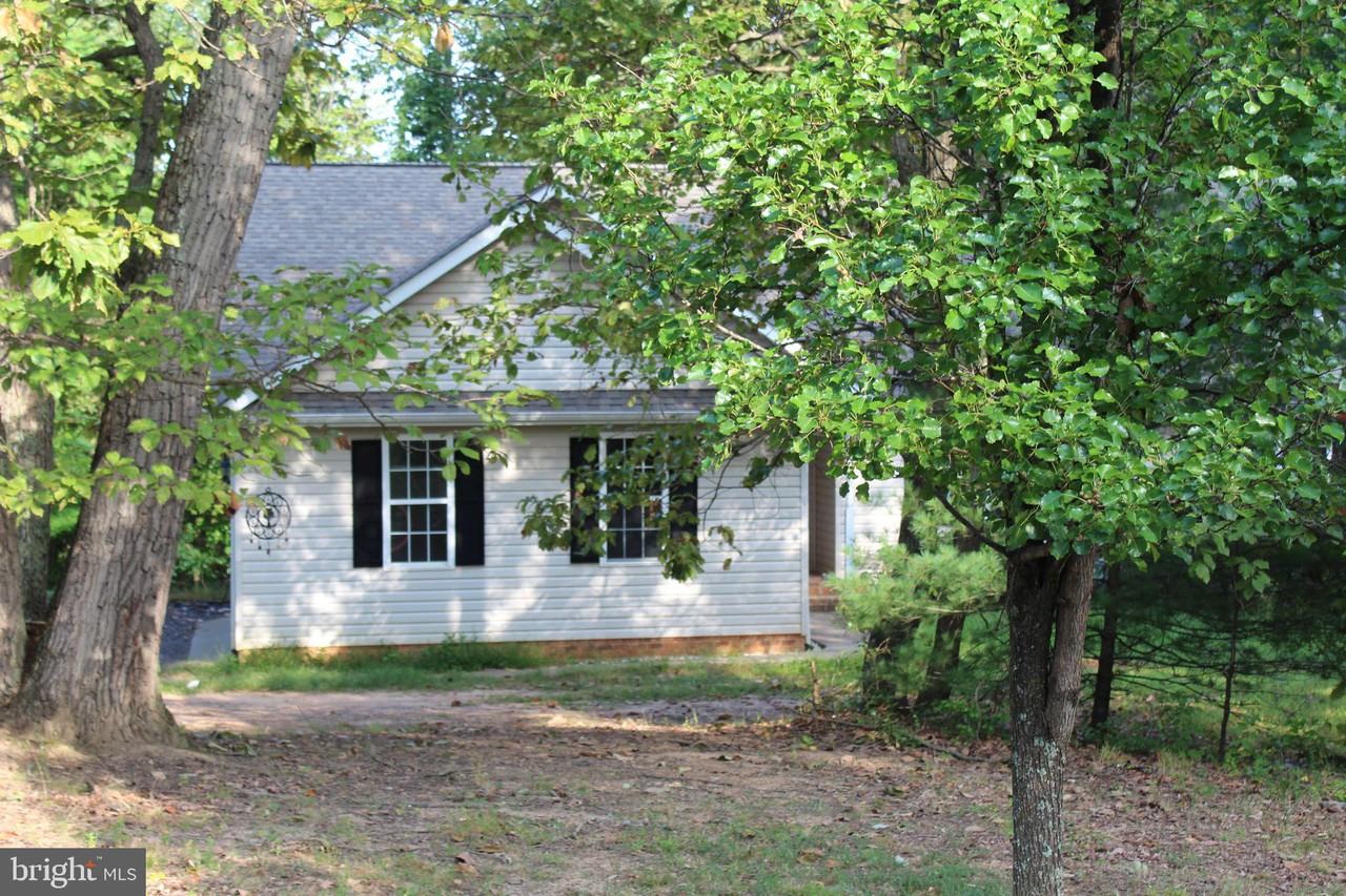 17324 Emma Drive - Photo 3 of 36