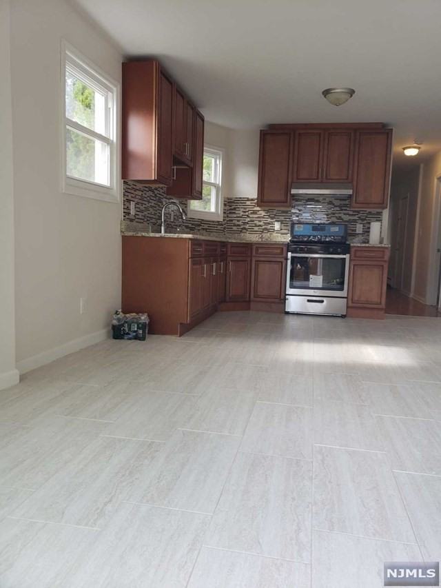 298 Morrissee Avenue - Photo 3 of 15