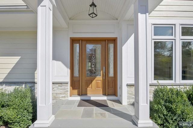 112 Linden Street - Photo 2 of 25
