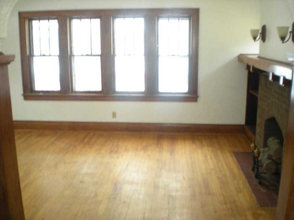 3263 N 41st St - Photo 2 of 8