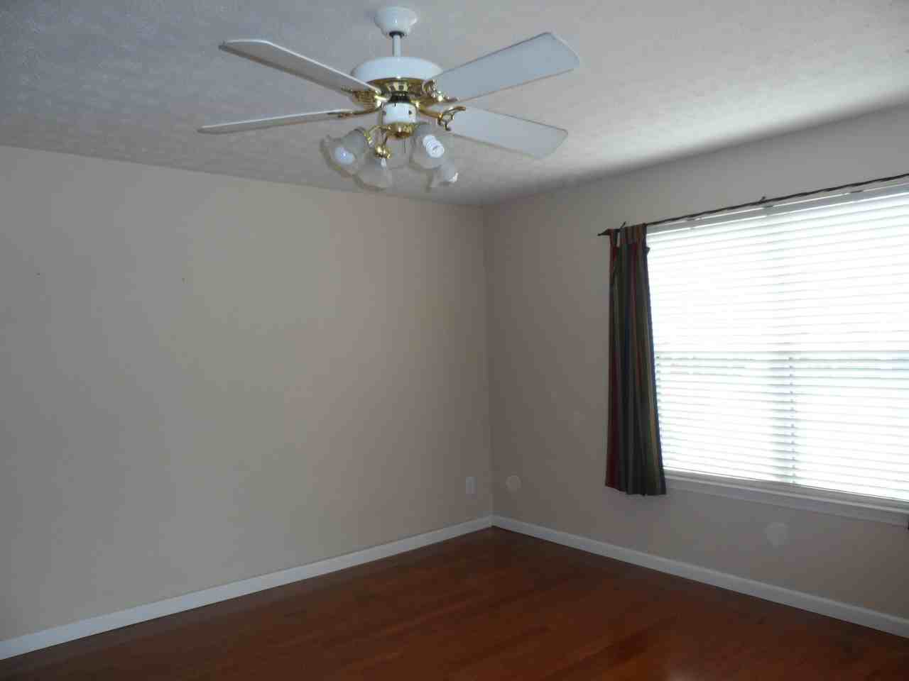 2884 Florence Dr - Photo 2 of 10