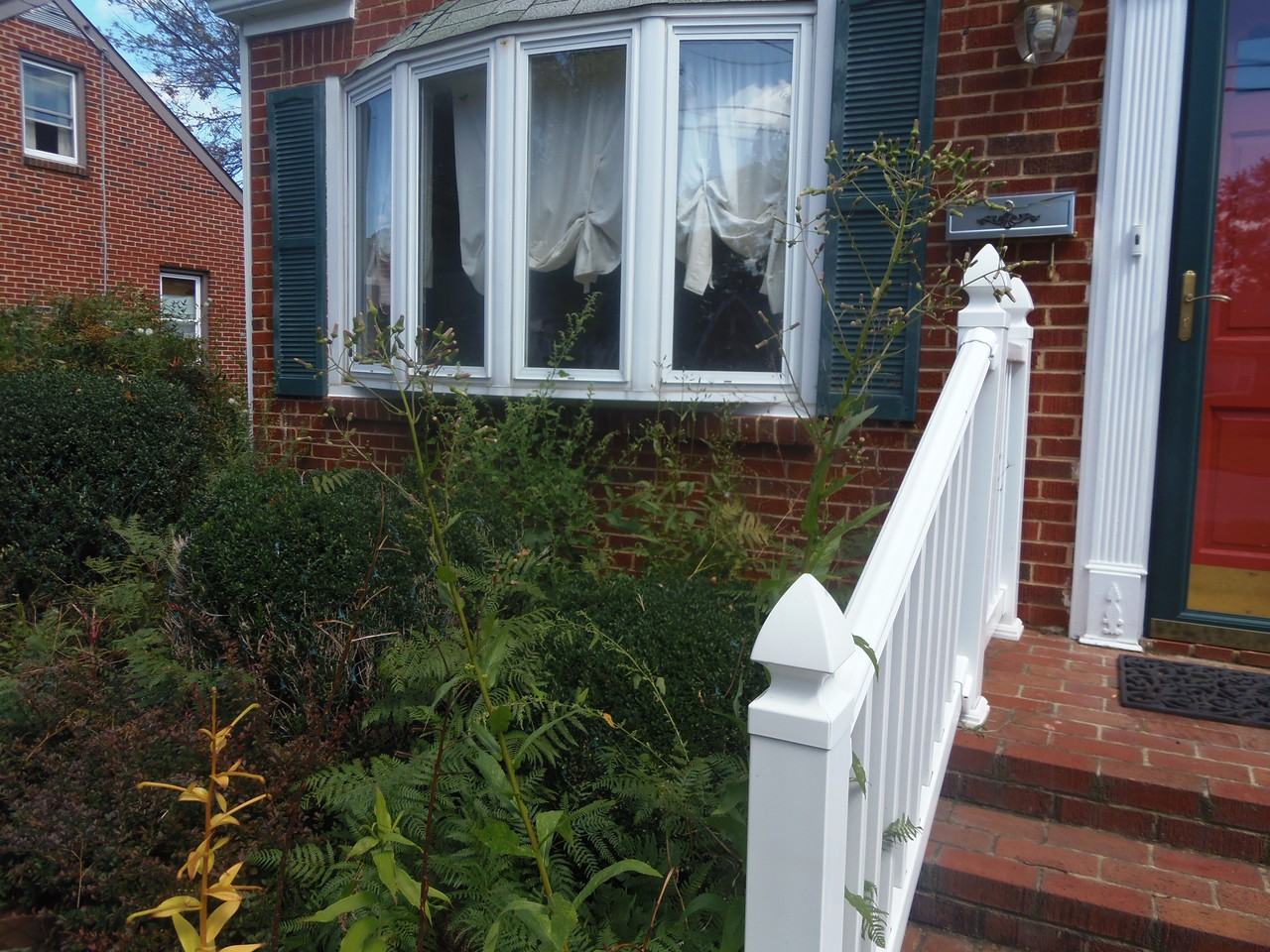 4413 Hazelridge Rd NW - Photo 3 of 30