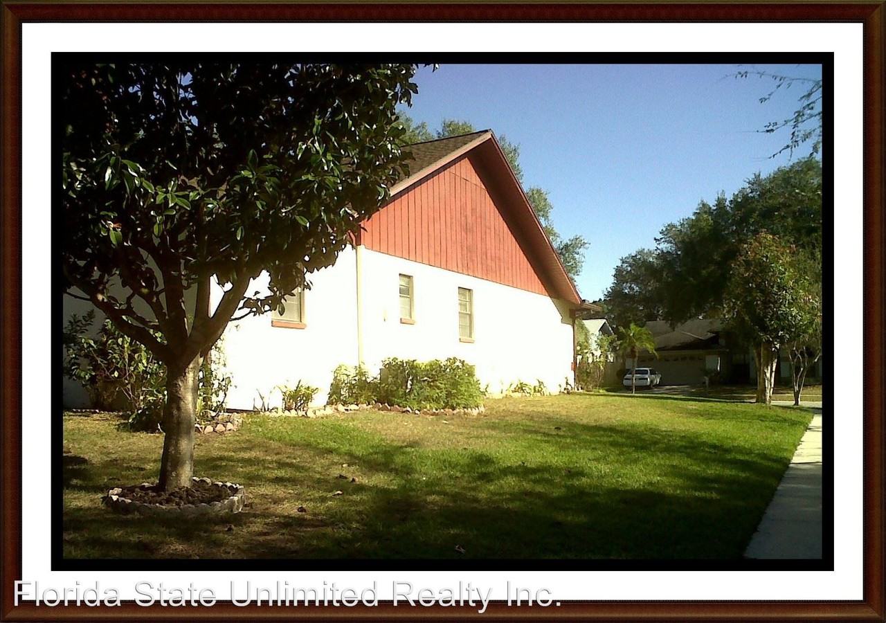 2528 Brimhollow Dr - Photo 2 of 23