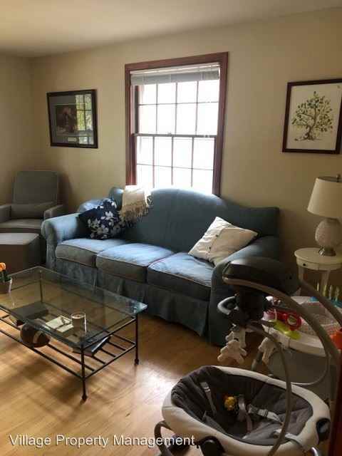 1712 Sweetbriar Avenue #B - Photo 2 of 13