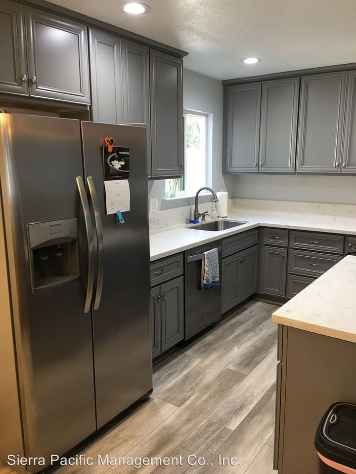 2089 Virgilia Lane - Photo 3 of 10