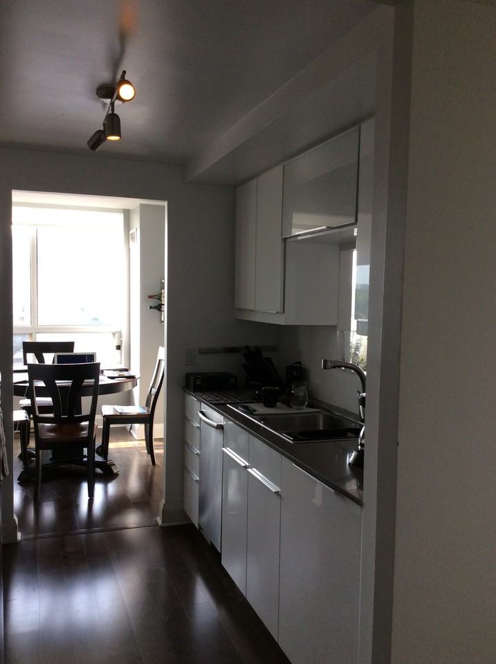 45 Holland Avenue #908 - Photo 2 of 10