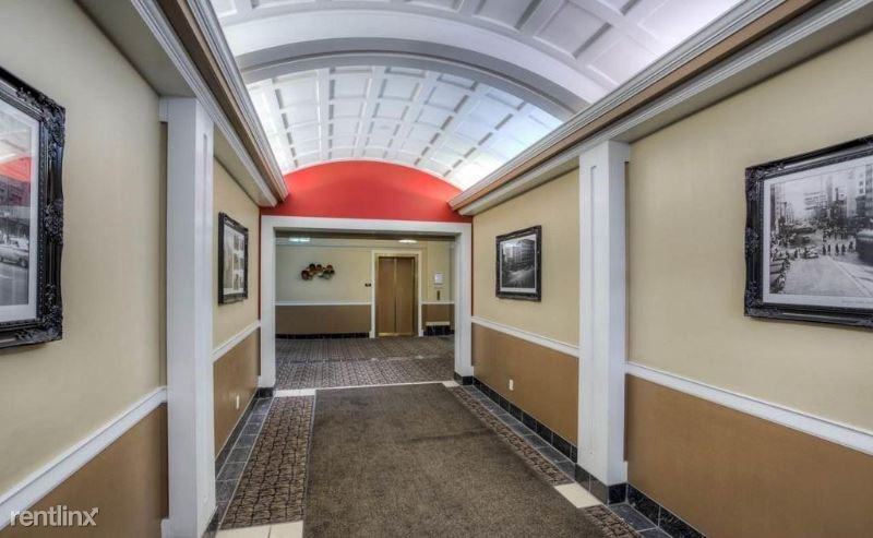 300 S 16th St 1004 - Photo 3 of 15