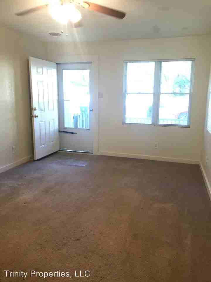 3424 Sw Brendan Ave. - Photo 3 of 6