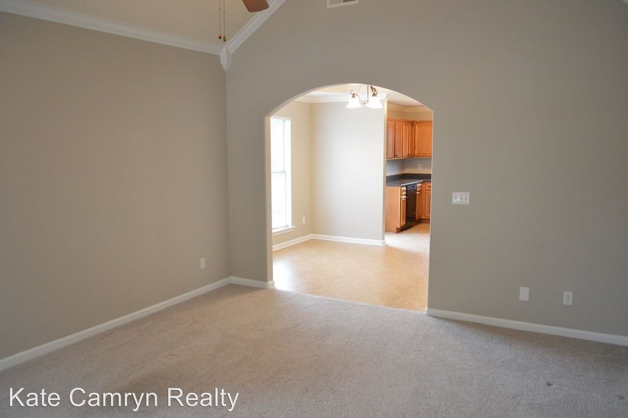 40 Village Springs Cove - Photo 2 of 17
