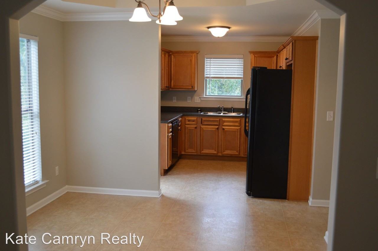 40 Village Springs Cove - Photo 3 of 17