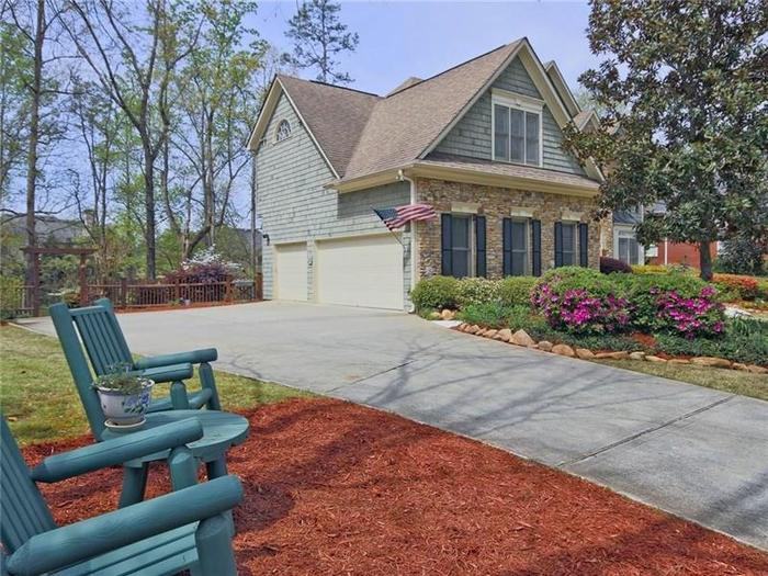 5180 Ivy Green Way Southeast - Photo 3 of 24