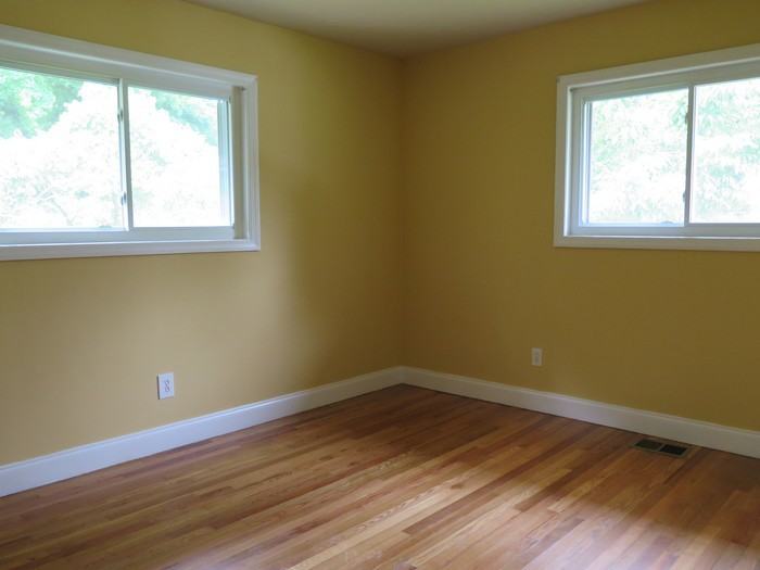 1749 Mckenzie Dr. - Photo 3 of 9