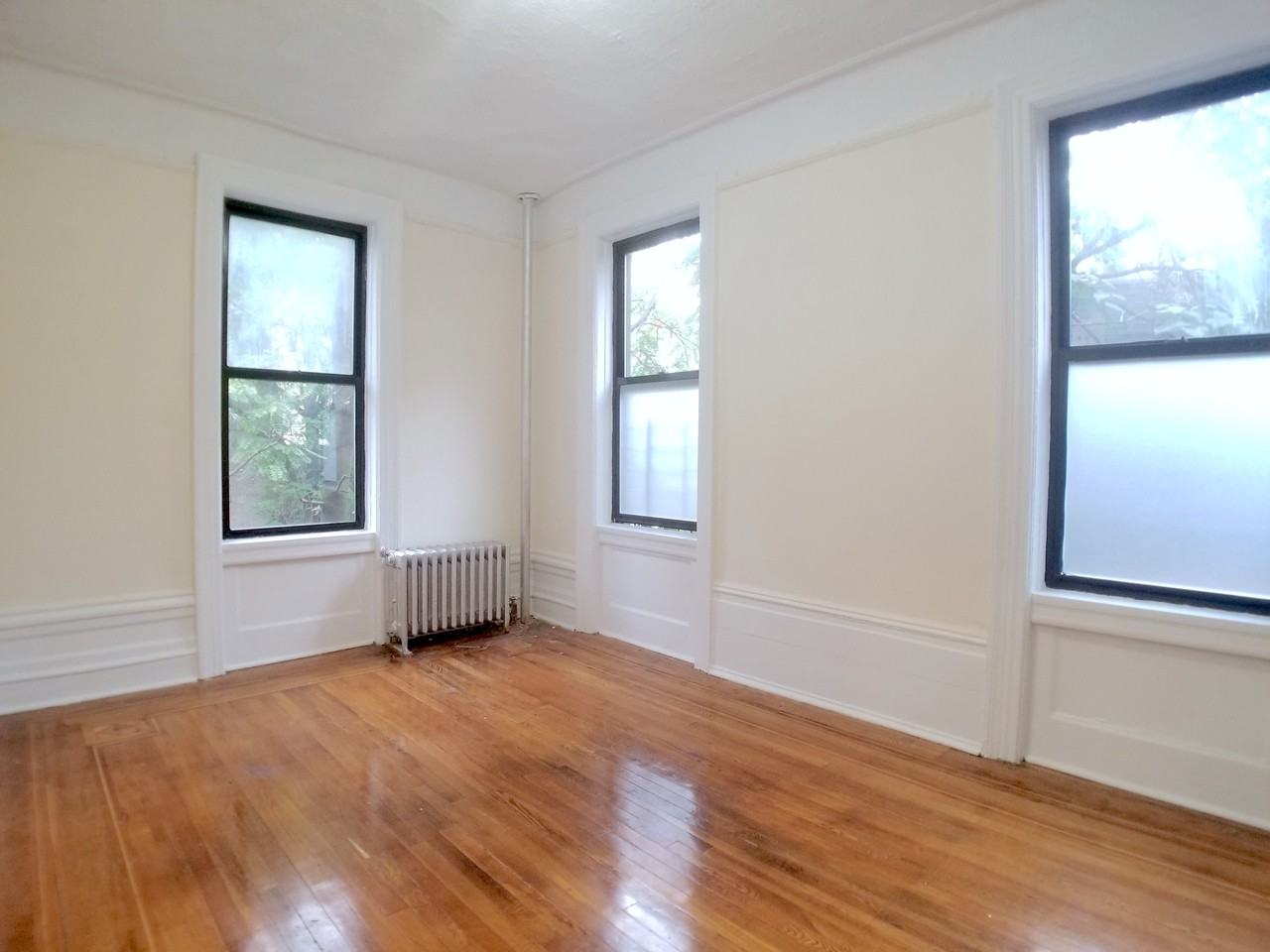 West 170th Street & Saint Nicholas Avenue #37