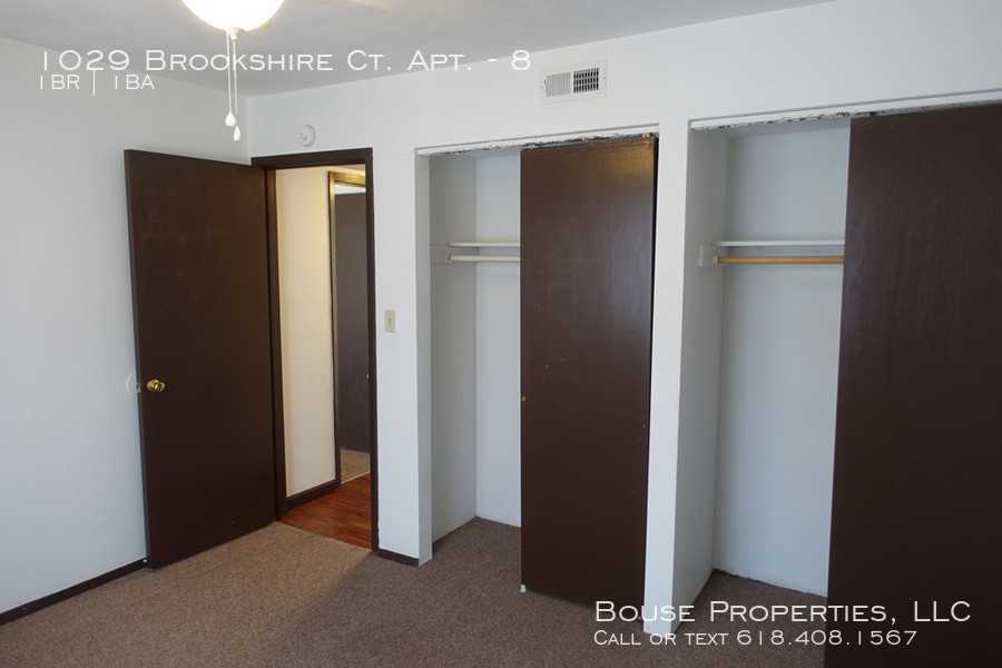 1029 Brookshire Ct #8 - Photo 2 of 5