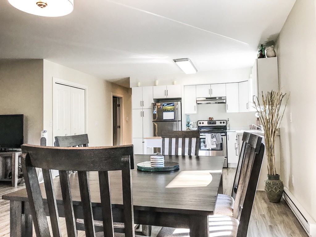 604 Oak Tree Steinbach MB Apartments 604 Main Street, Steinbach, MB