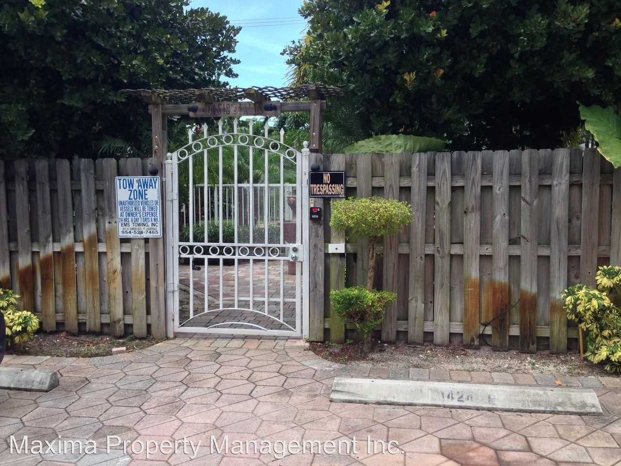 1424-1430 Holly Heights Drive - Photo 2 of 13