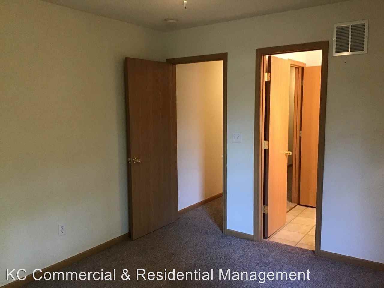 18501 E 3rd Street Court North - Photo 3 of 7