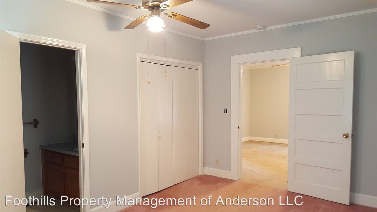 19 Circle Street - Photo 3 of 5