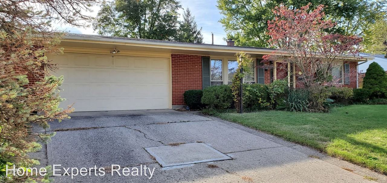 1031 Hazel Ave - Photo 2 of 2