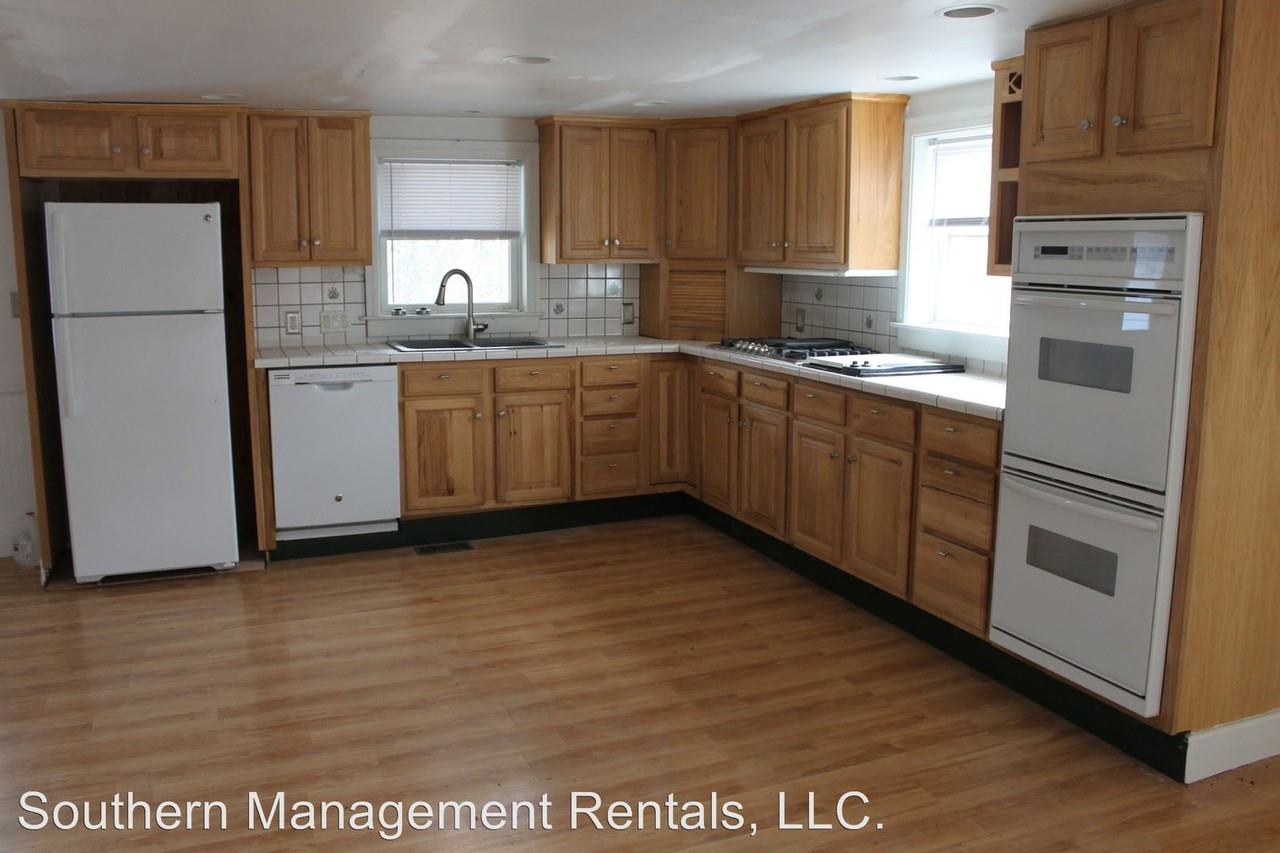 11 S Main St - Photo 2 of 6