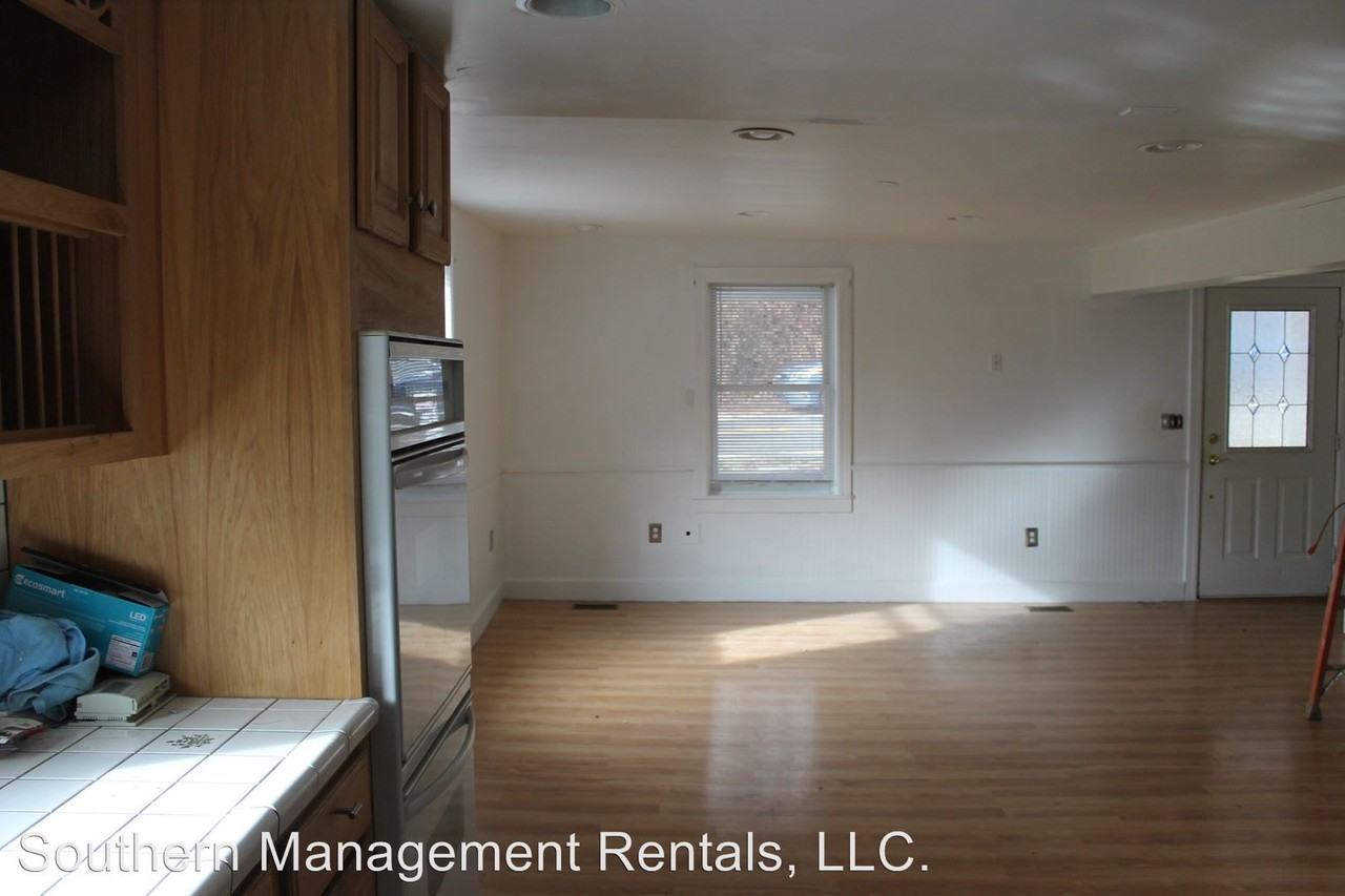 11 S Main St - Photo 3 of 6