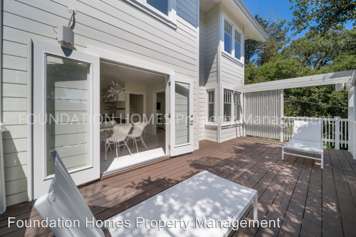 33 Oakdale Ave