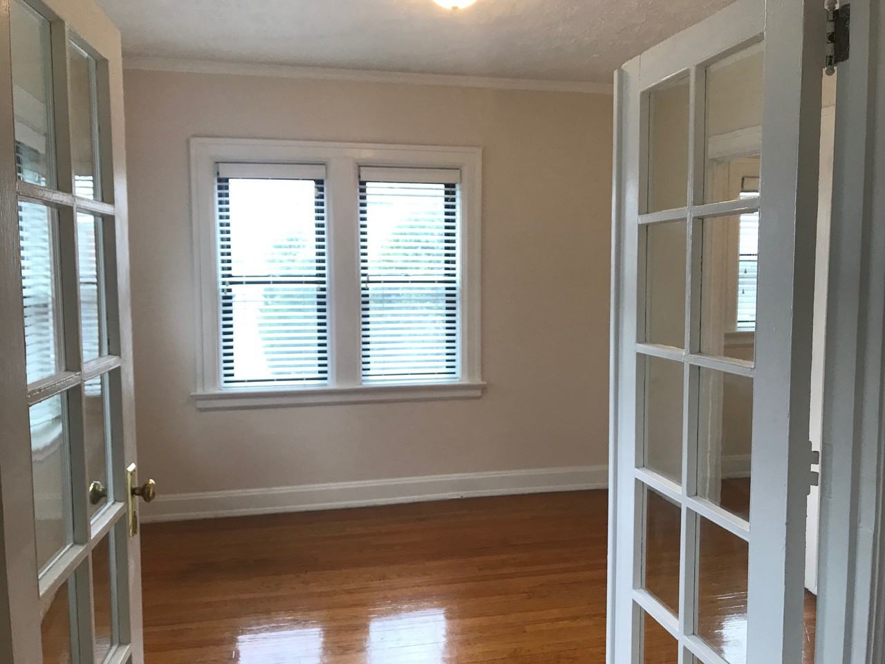 2152 N Meridian St - Photo 4 of 21