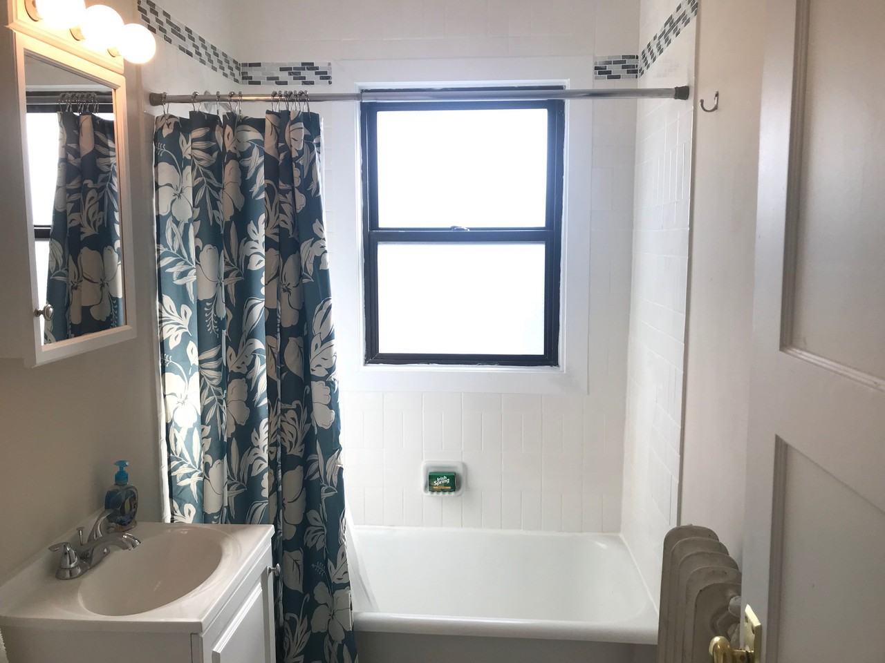 2152 N Meridian St - Photo 5 of 21