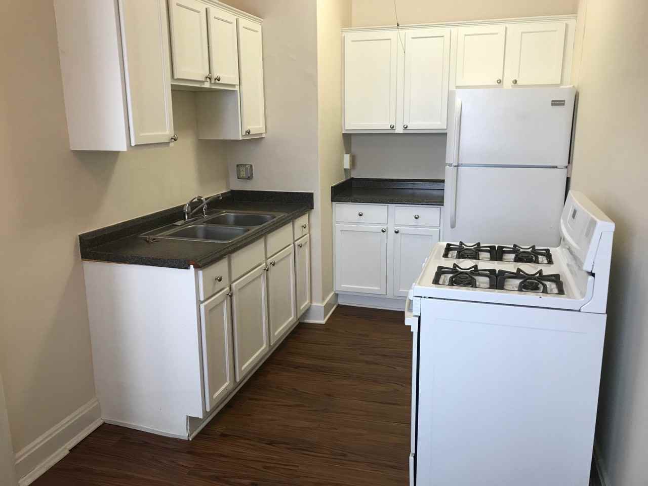 2152 N Meridian St - Photo 7 of 21