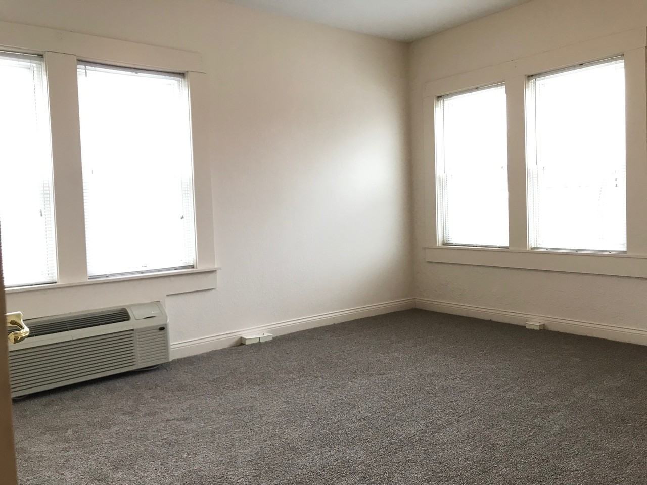 1022 Dr Martin Luther King Jr St - Photo 5 of 11