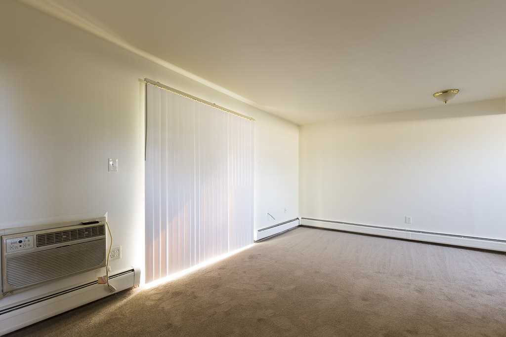 149 Huron View Ct - Photo 3 of 14