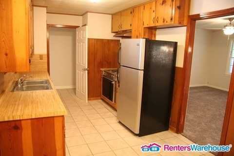 322 24th Ave N - Photo 2 of 13