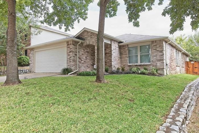 2508 Clear Brook Drive - Photo 2 of 36